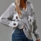 THEA | ELEGANT V-NECK FLORAL SWEATER